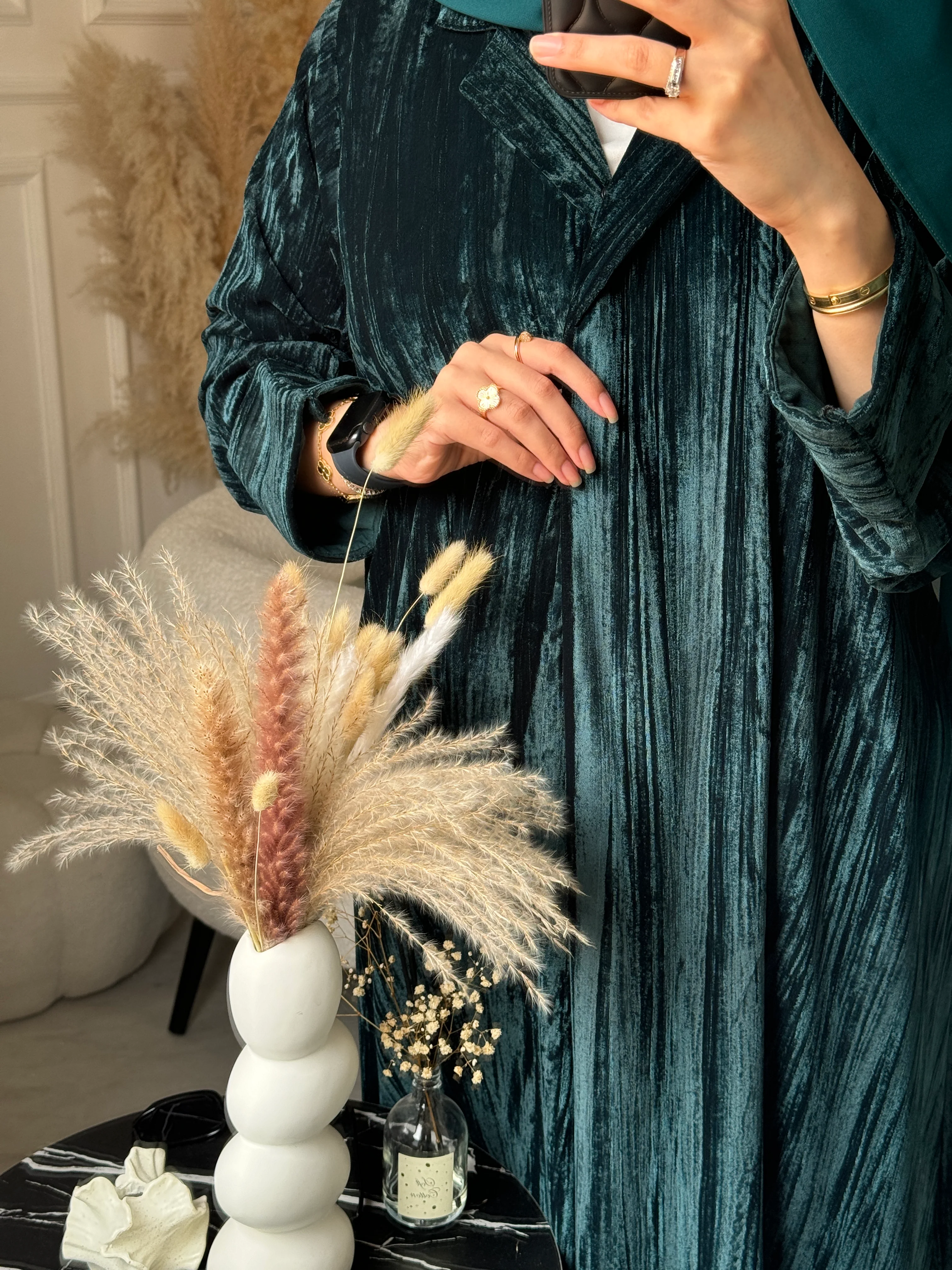C RTW Green Velvet Abaya - Image 3