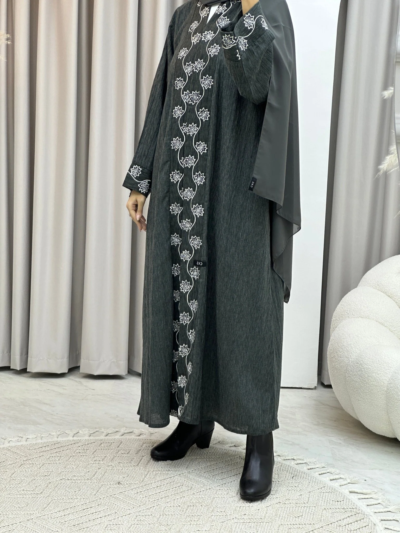 C RTW Grey Embroidery Linen Abaya - Image 5