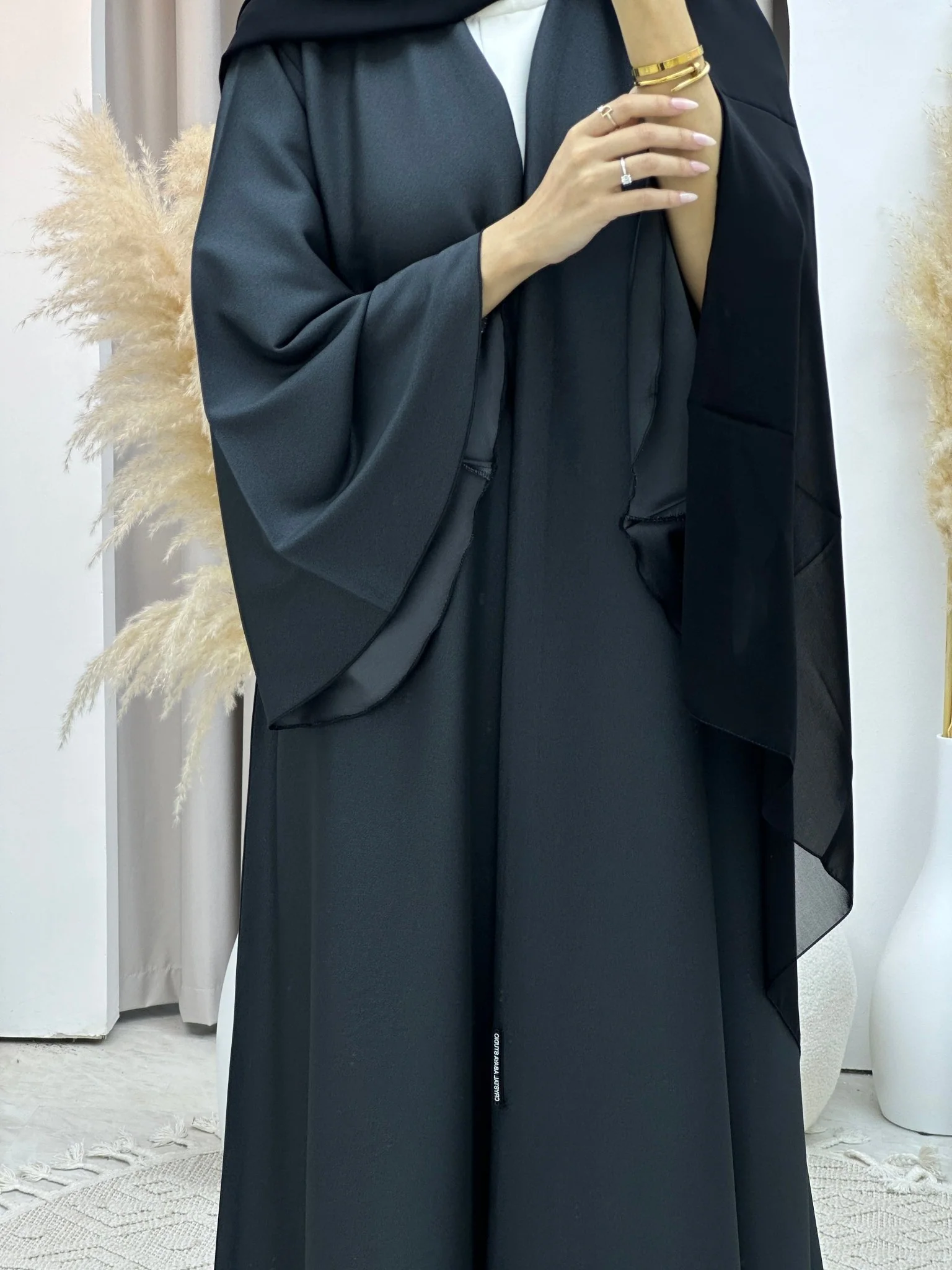 C RTW Grey Kloosh Duotone Abaya - Image 3