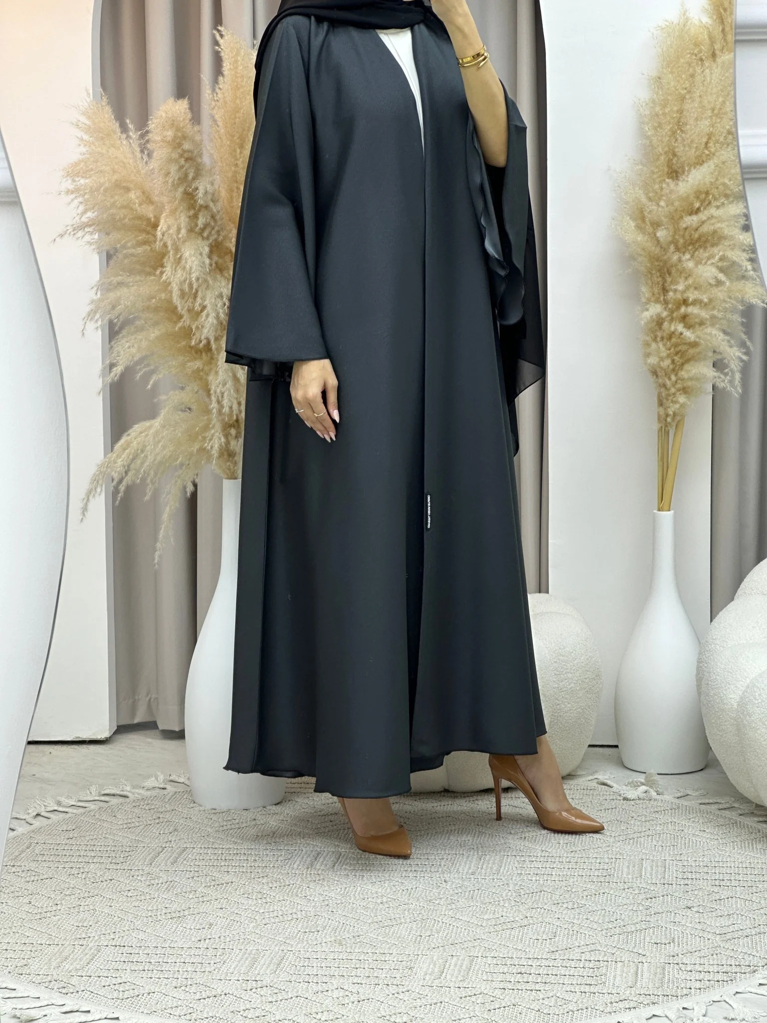 C RTW Grey Kloosh Duotone Abaya - Image 5