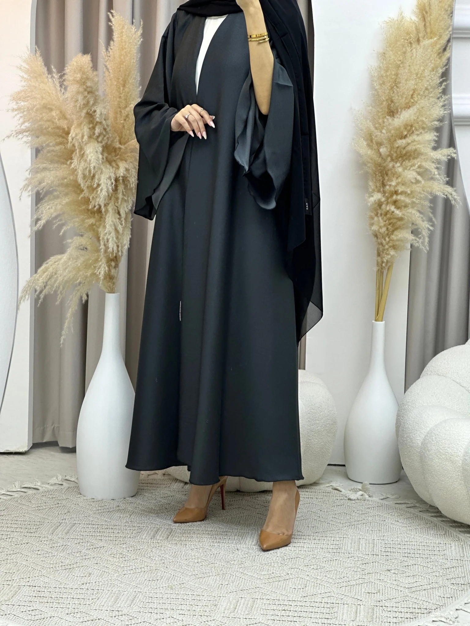C RTW Grey Kloosh Duotone Abaya - Image 8