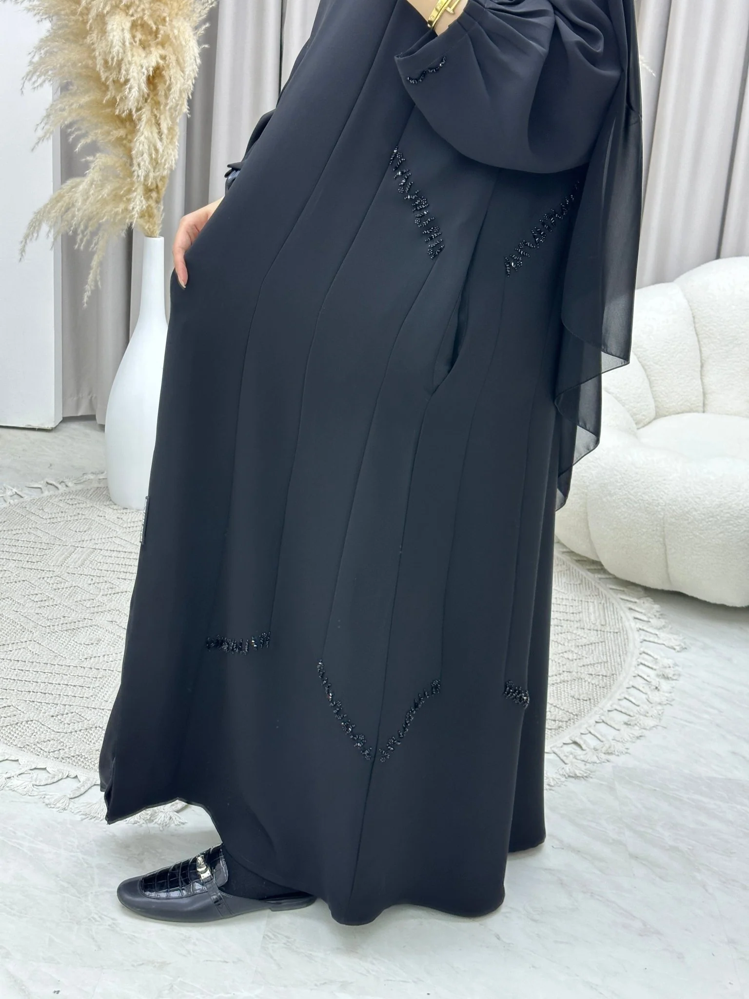 C Hajj and Umrah Abaya 06 - Image 3