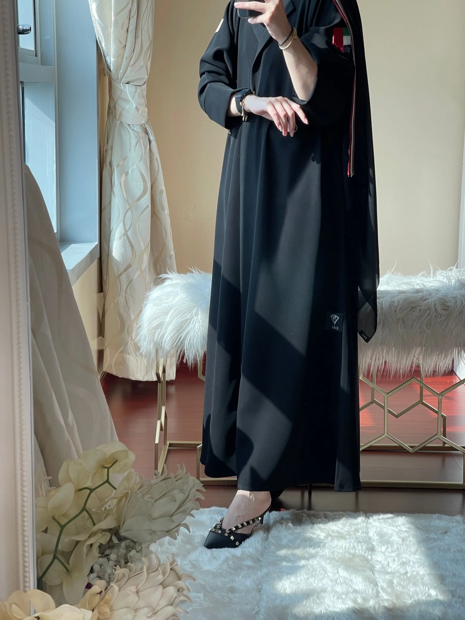 C-National-Day-Abaya-02 - Image 13
