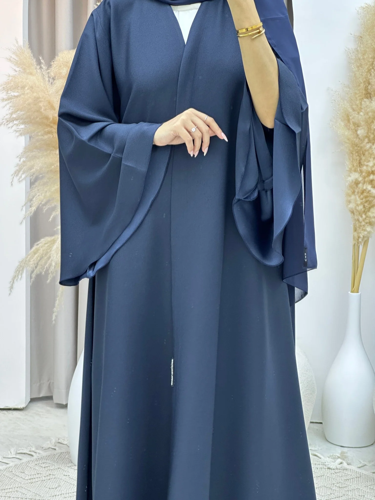 C RTW Navy Blue Kloosh Duotone Abaya - Image 2