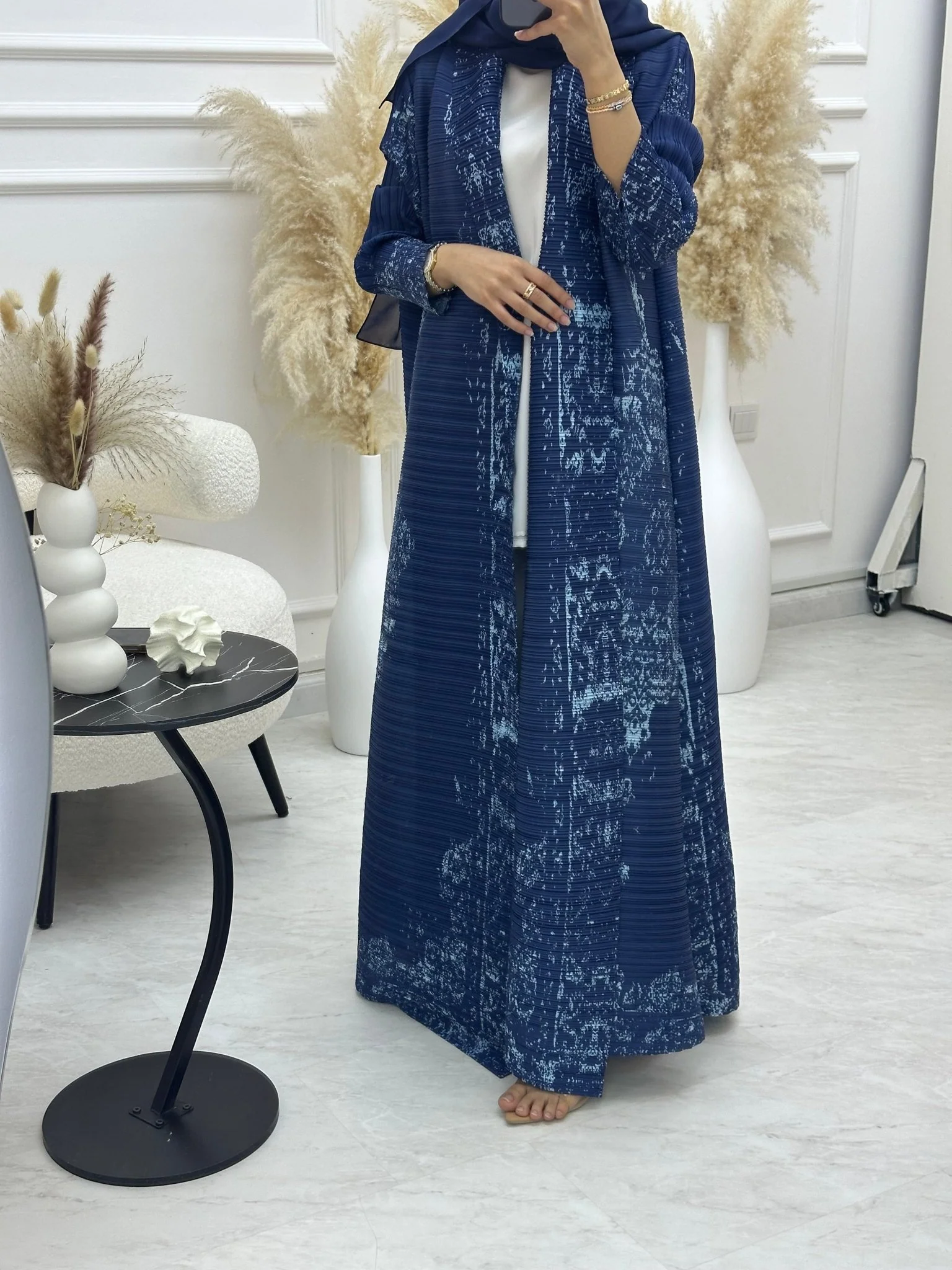 C RTW 01 Navy Blue Pleated Print Abaya - Image 4
