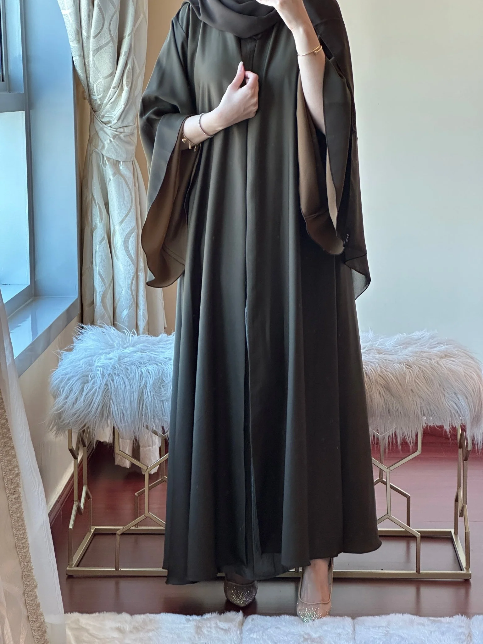 C RTW OliveGreen Gold Duotone Abaya - Image 7