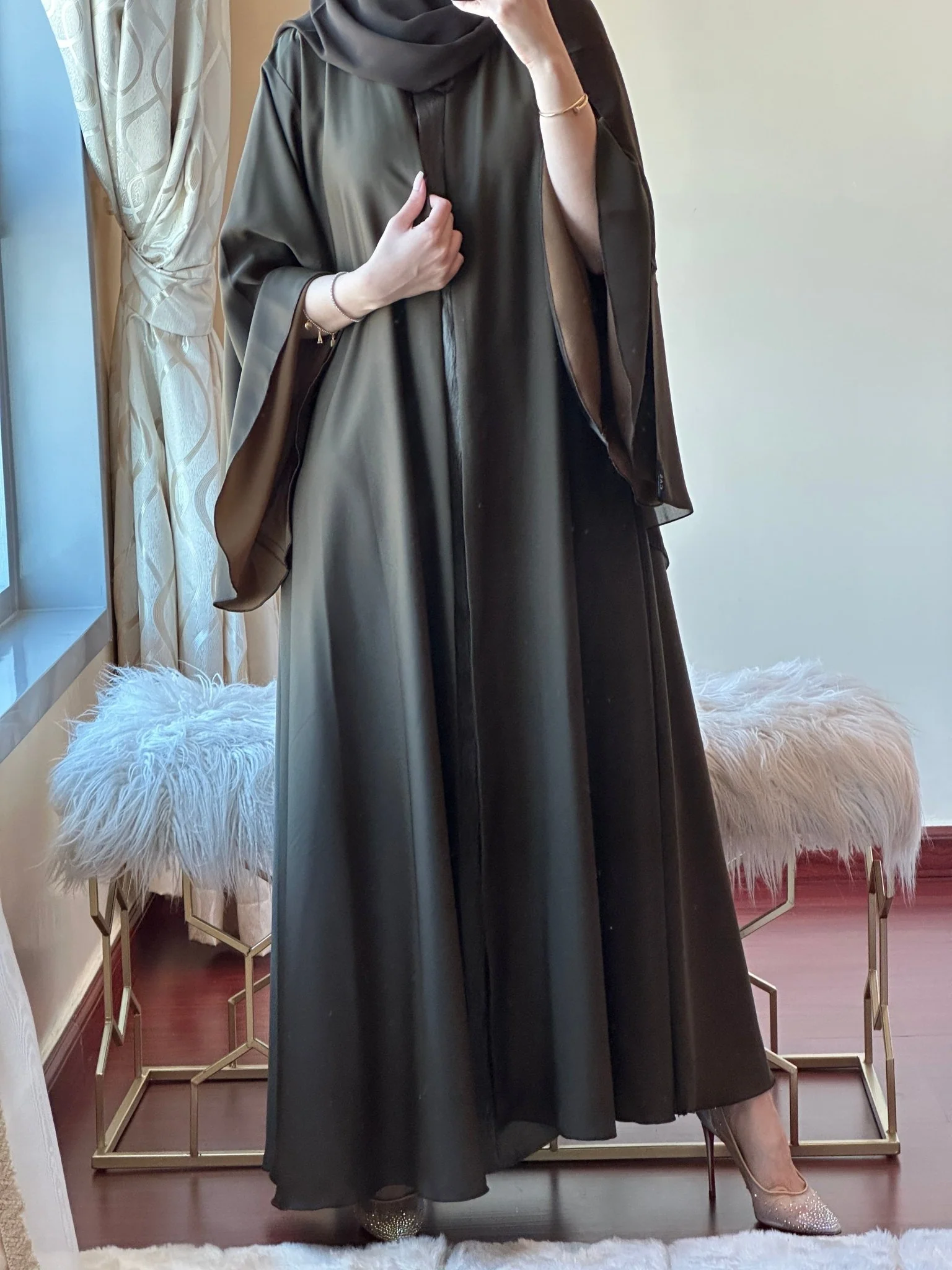 C RTW OliveGreen Gold Duotone Abaya - Image 8