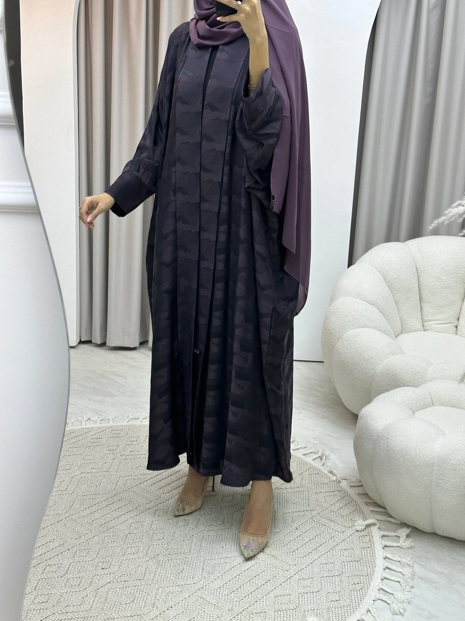 C RTW Triangle Geometric Purple Bisht Abaya - Image 7