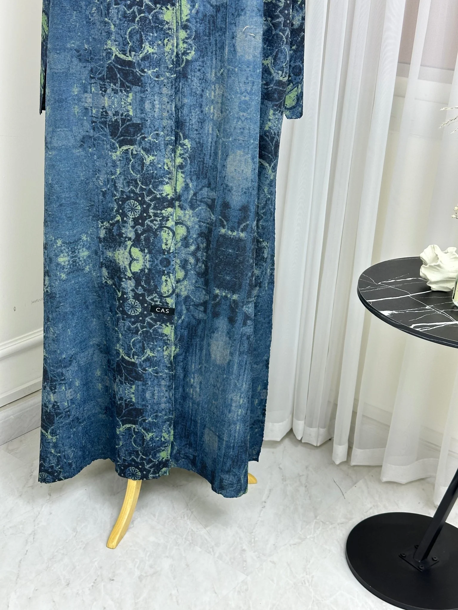 C RTW Turquoise Floral Printed Abaya - Image 3