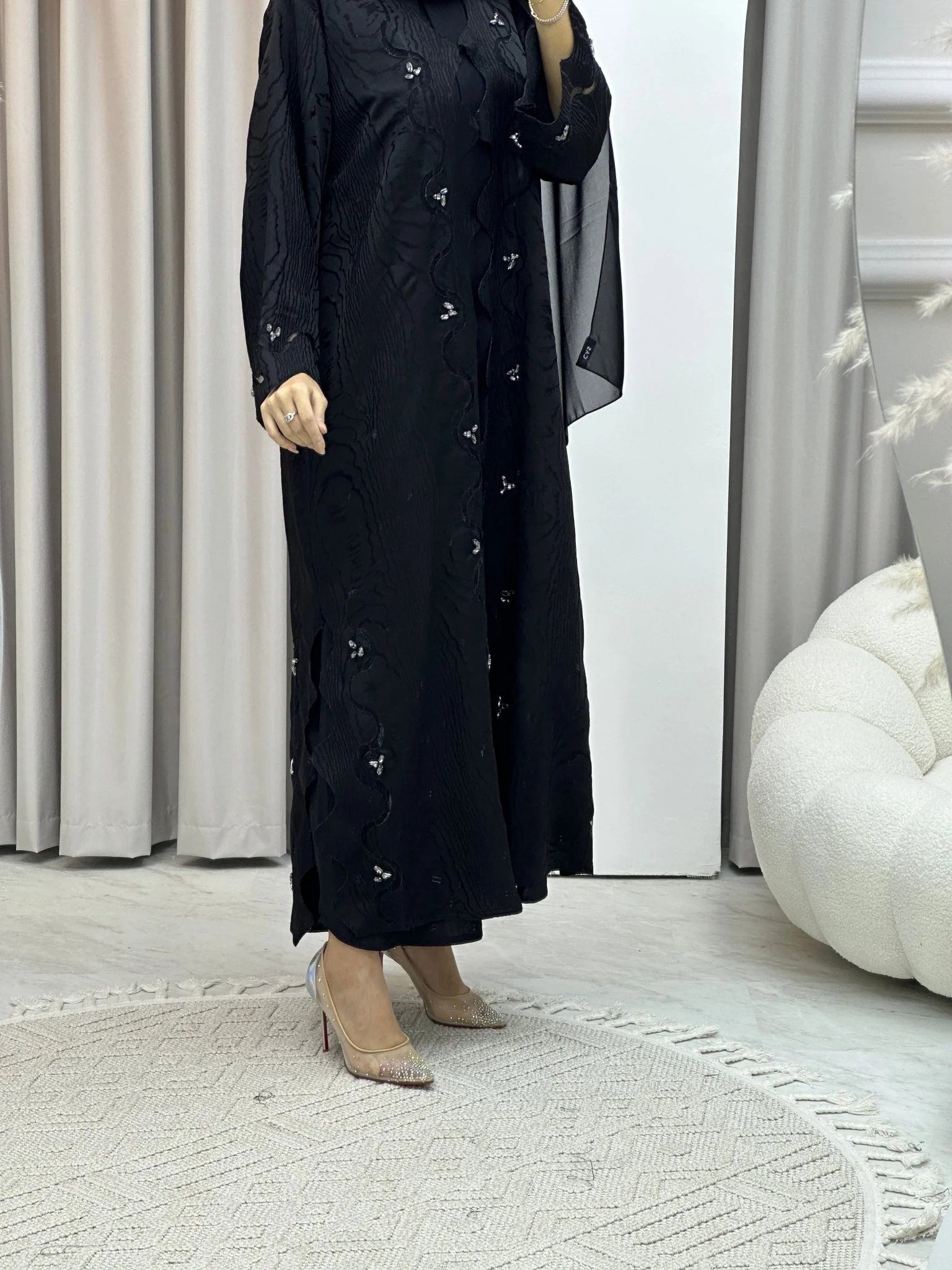 C Wave Black Jacquard Abaya - Image 8
