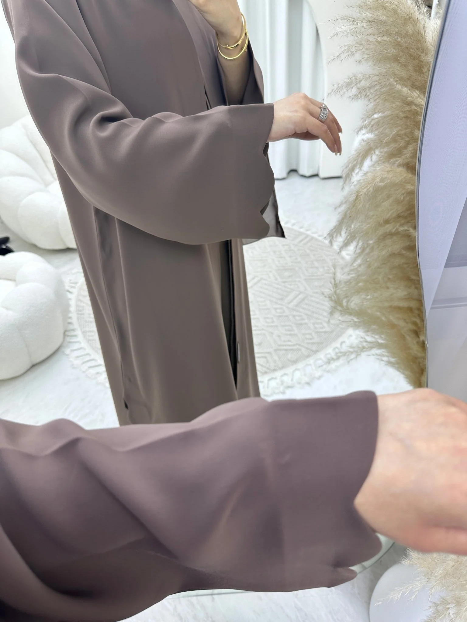 C RTW Wave Brown Abaya - Image 4