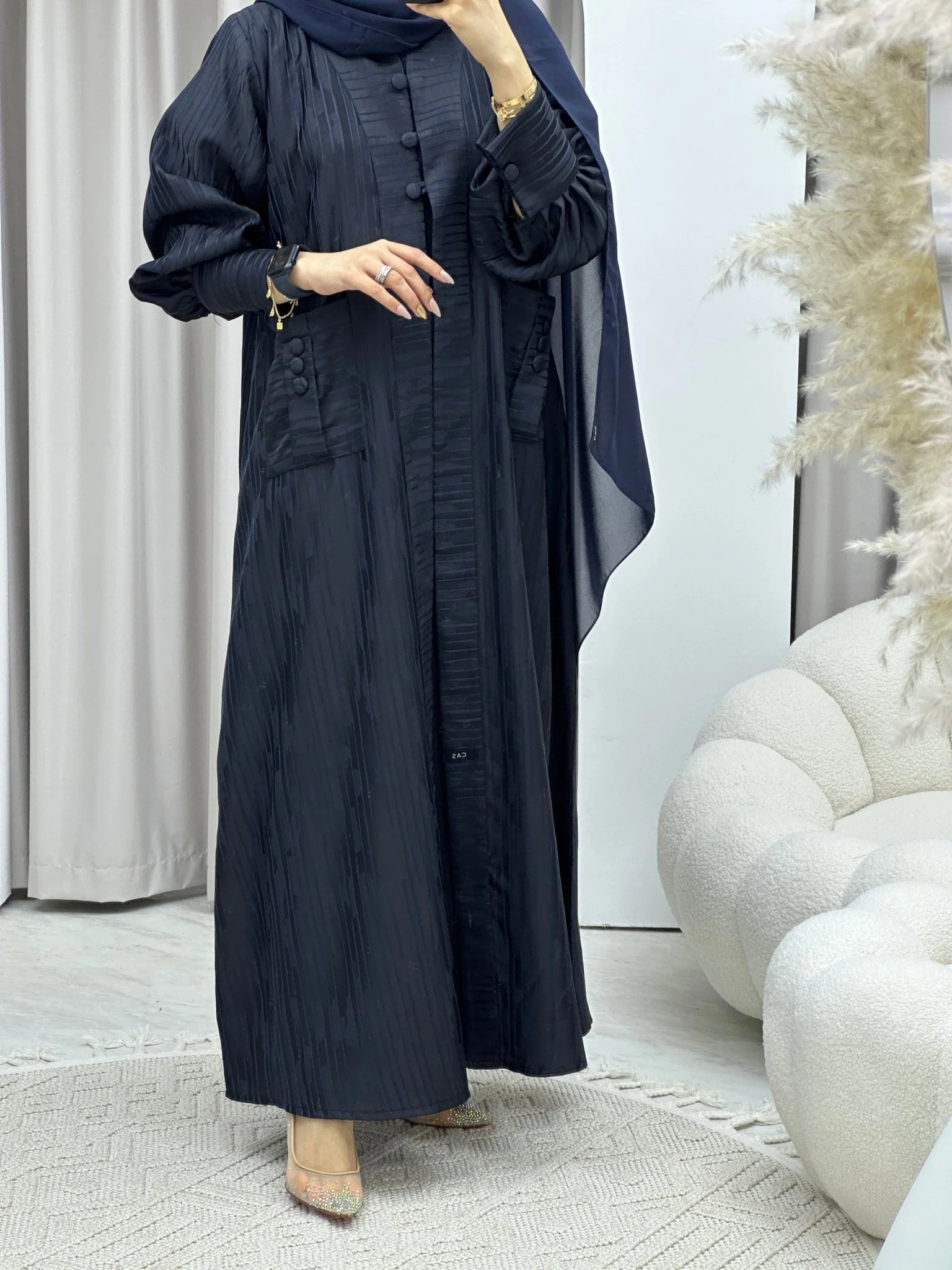 C Stripe Print Navy Blue Abaya - Image 7