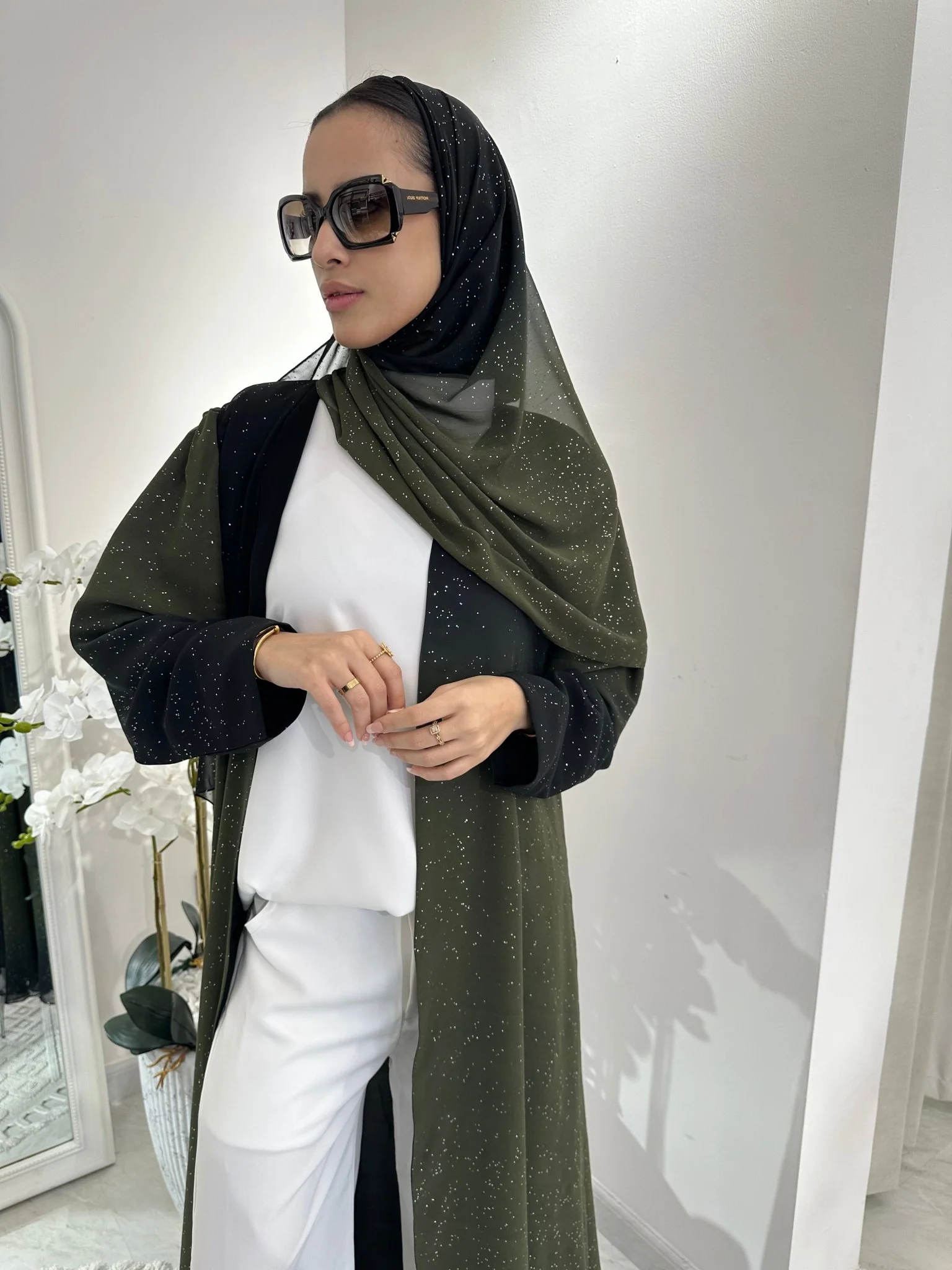 C Summer Green Shimmer Kloosh Abaya - Image 3