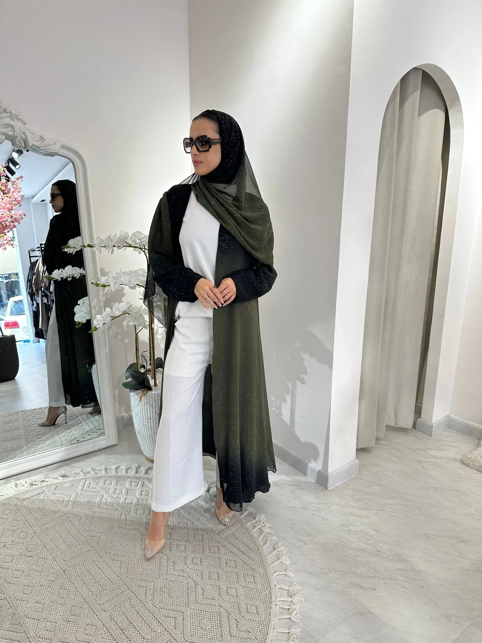 C Summer Green Shimmer Kloosh Abaya - Image 6