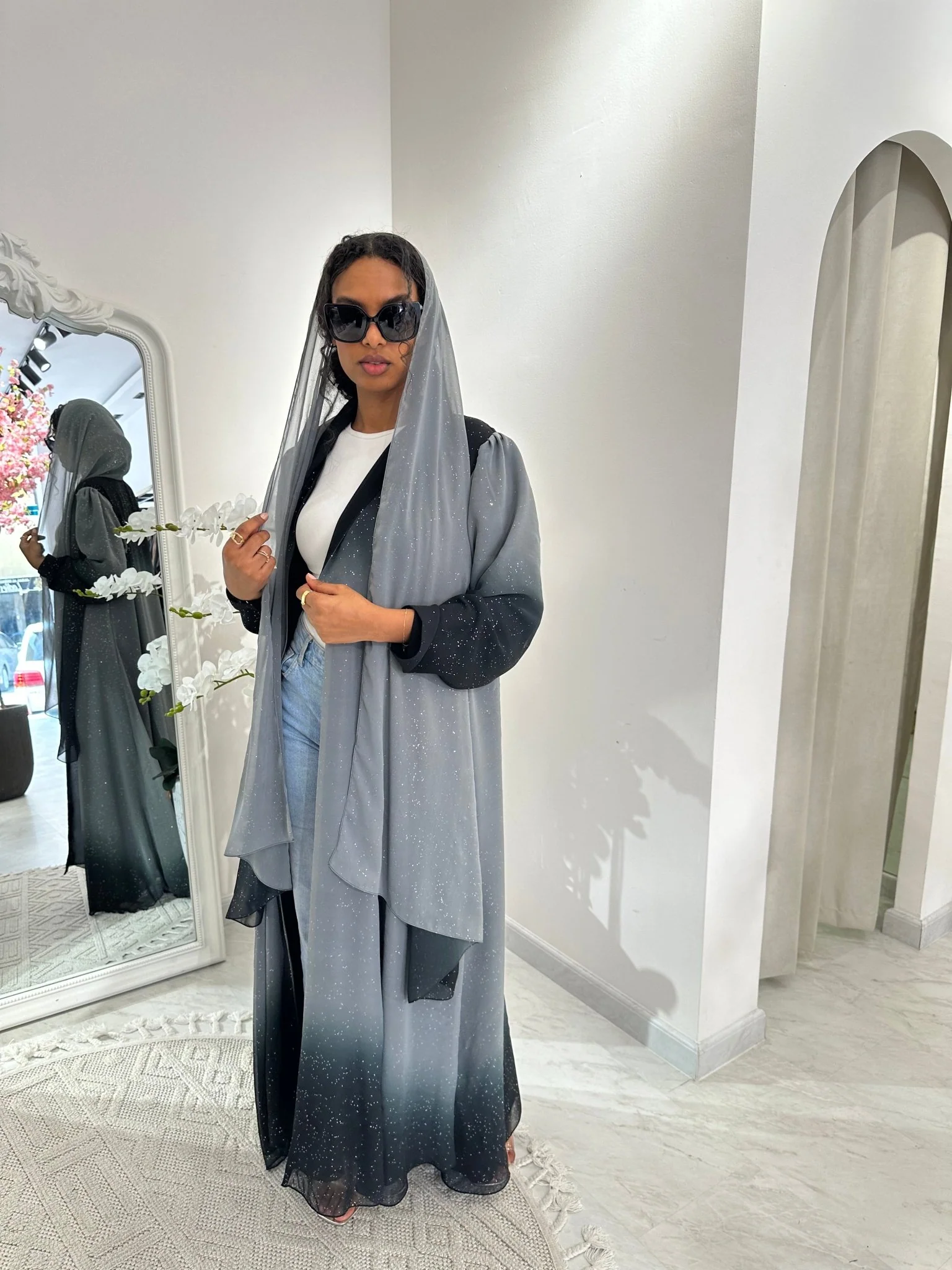 C Summer Grey Shimmer Kloosh Abaya - Image 4