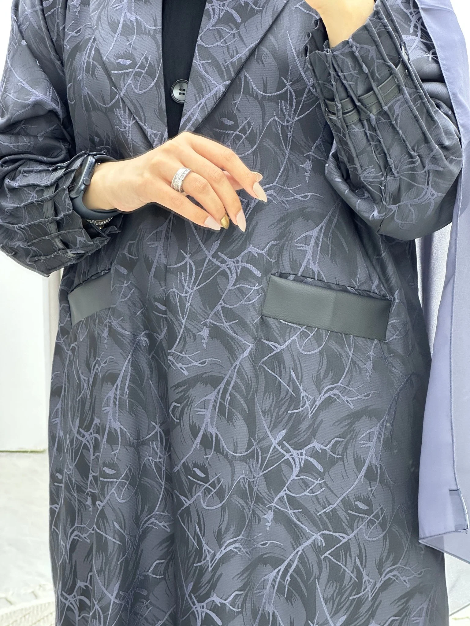 C Swirl Print Blue Coat Abaya - Image 3