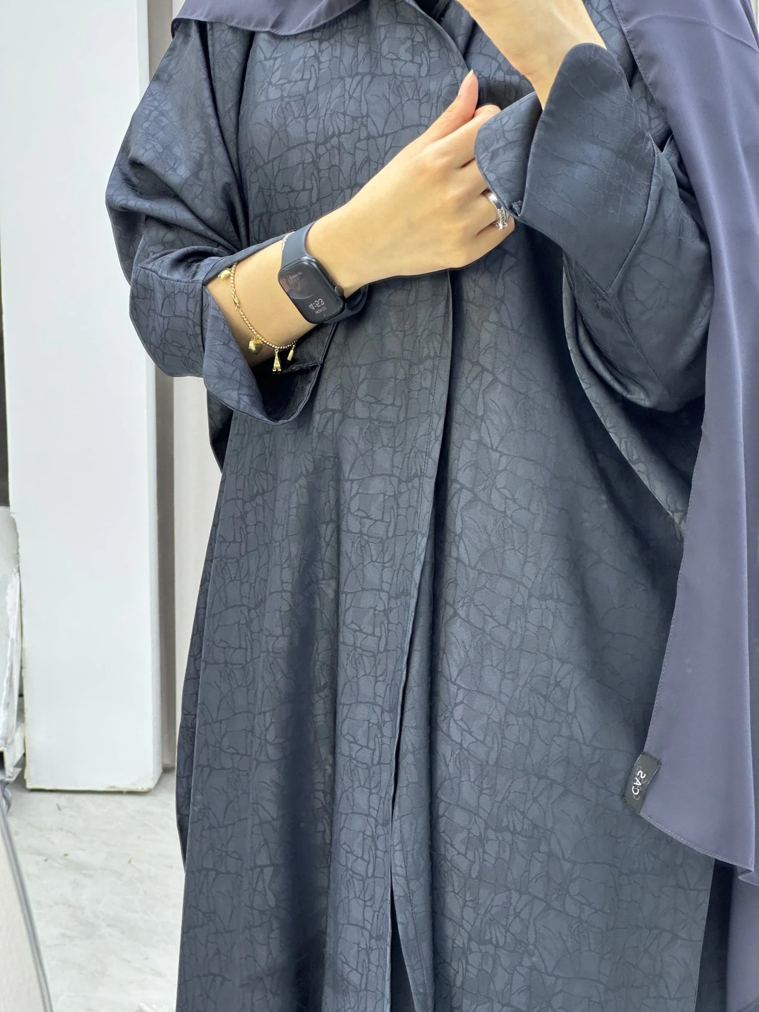 C Web Navy Blue Bisht Abaya - Image 2