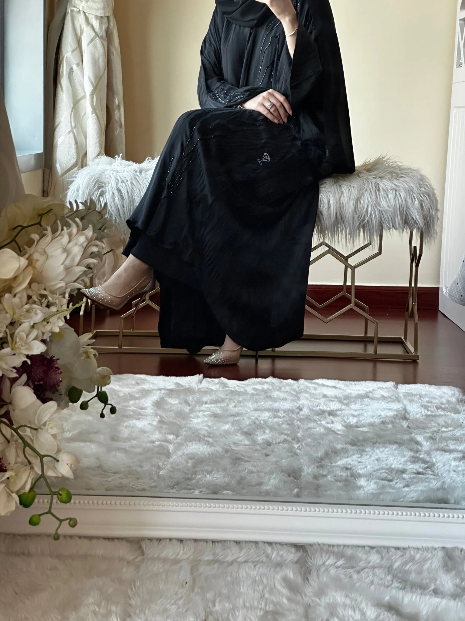 CR-Black Handwork Abaya 03 - Image 7
